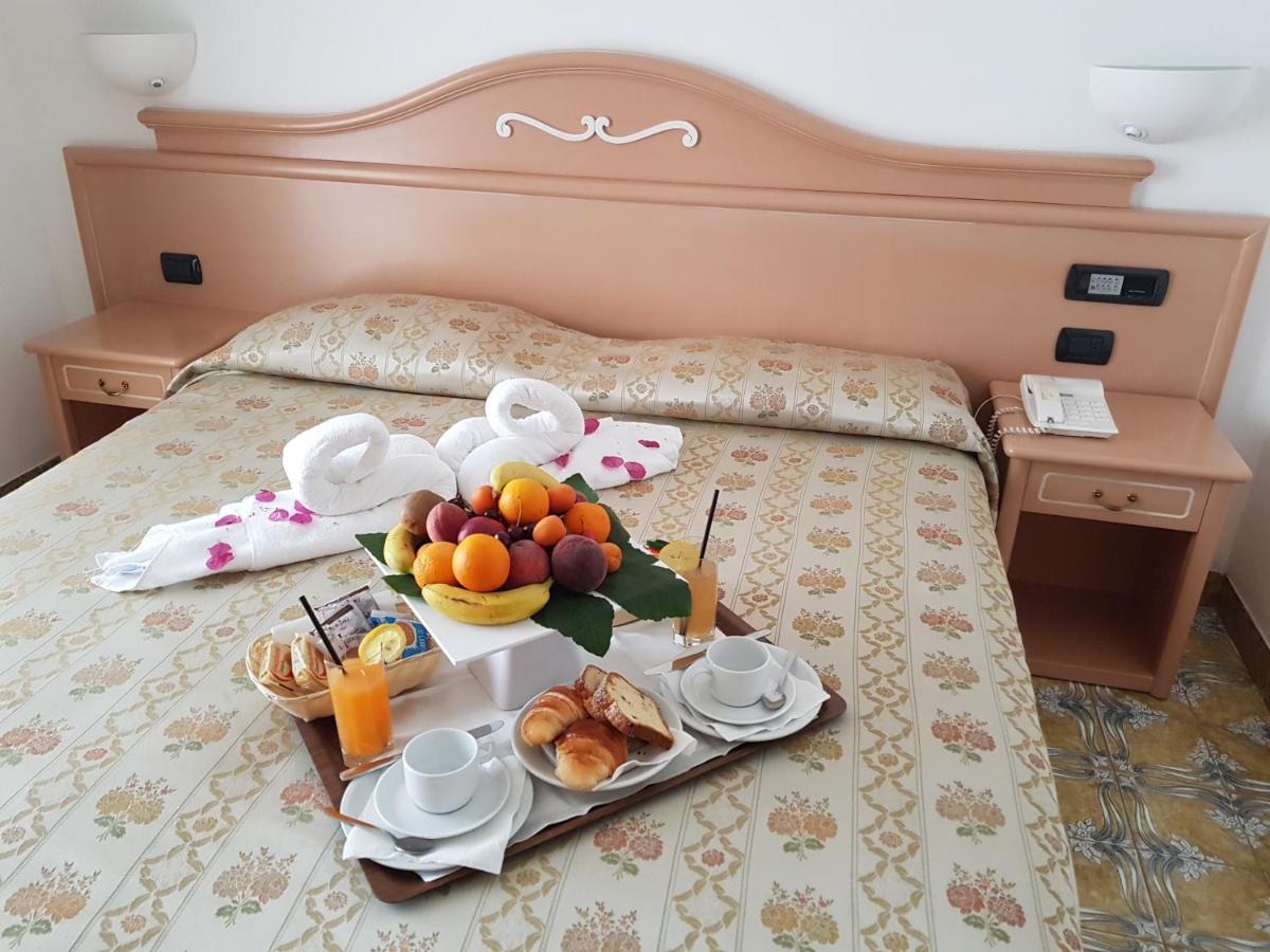 Hotel Imperial Ischia Luaran gambar